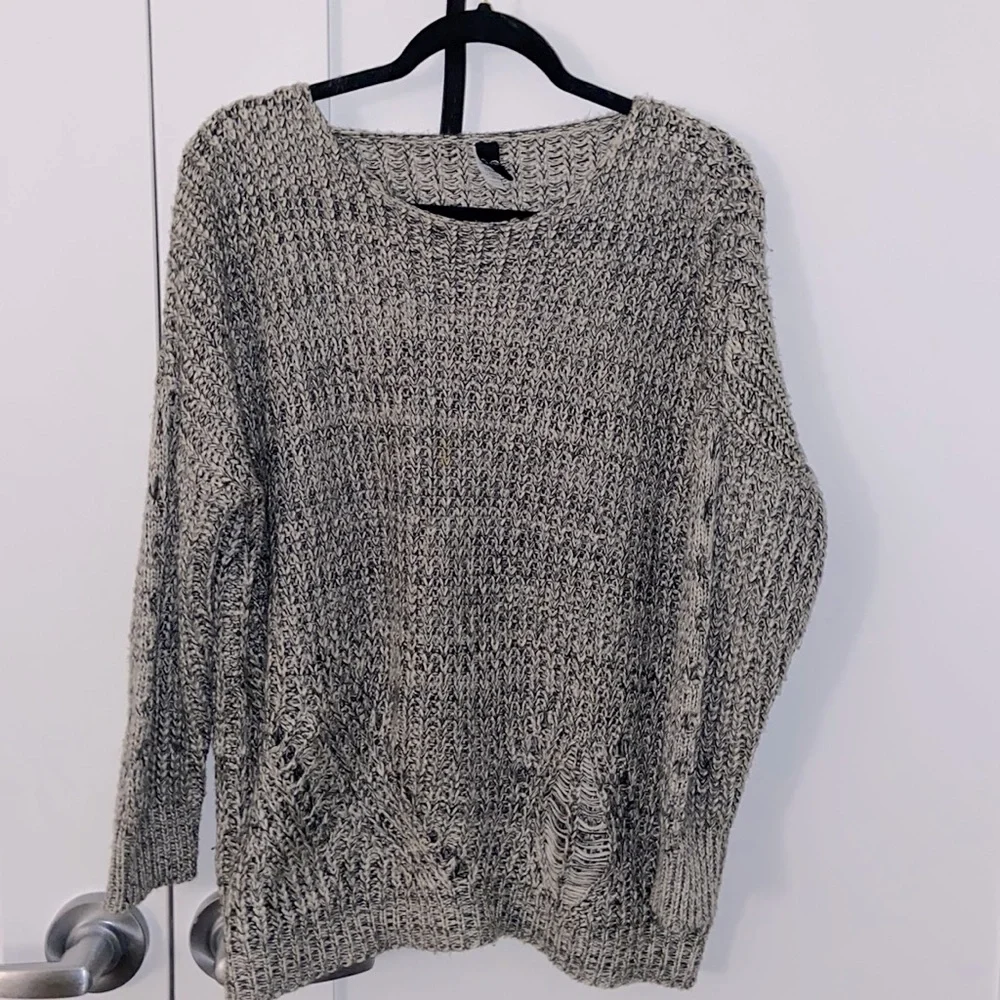 Windsor Oversized scoop neck knit Sweater - Picture 1 of 1